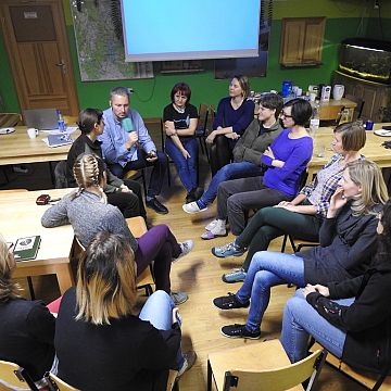 Grafika Przyrodnicy on- line, czyli sztuka przetrwania w mediach